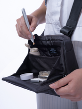 Proxy - Travel Bag - black